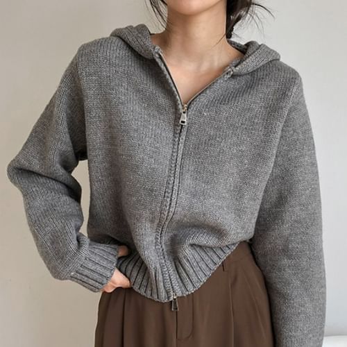 Grey zip up online cardigan