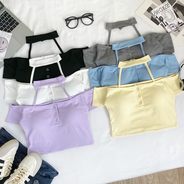 Iasia-Short Sleeve Cold Shoulder Plain Button Padded Crop Top