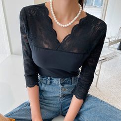 DABAGIRL - Lace-Yoke Fitted Glam Top DABAGIRL - Lace-Yoke Fitted Glam Top