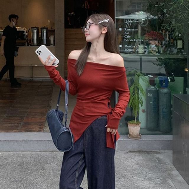 OGAWA-Long-Sleeve Off-Shoulder Plain Asymmetrical Tee