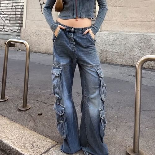 Mid Rise Washed Wide Leg Cargo Jeans