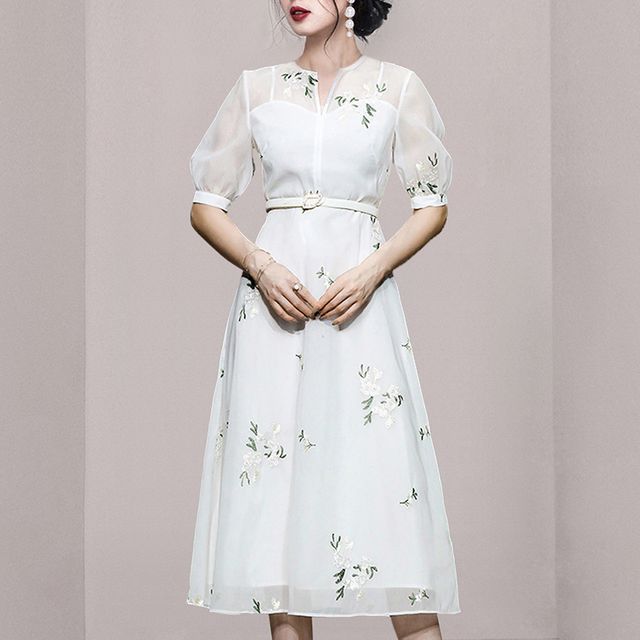 Aurora - Short-Sleeve Floral Embroidered Midi A-Line Dress