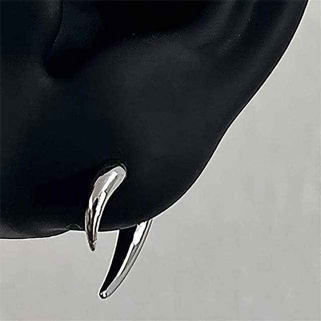 Lilafey-Fang Alloy Ear Jacket