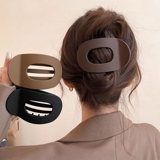 Daeuni-Plain Matte Hair Claw