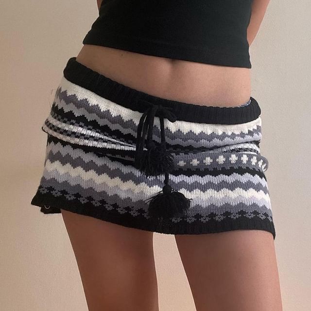 Honet Low Waist Pattern Print Knitted Mini Pencil Skirt YesStyle