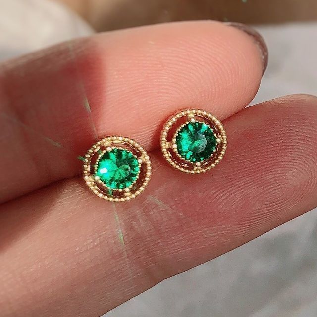 Gaya-Rhinestone Stud Earring