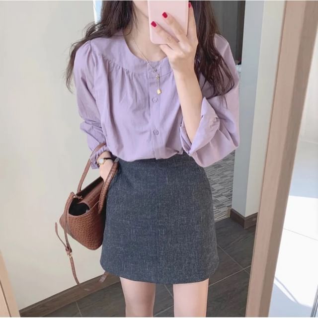 ISSOL-Long-Sleeve Crew Neck Plain Blouse