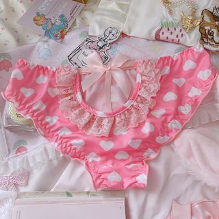 Is That The New Kawaii Heart Print Lettuce Trim Bow Decor Panty ??