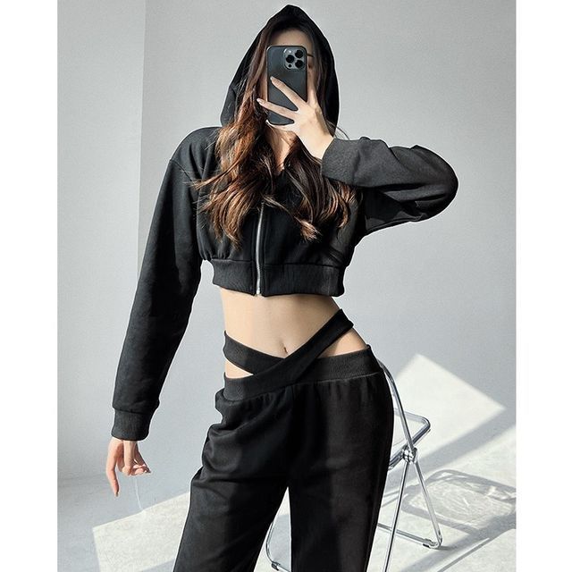 Girls Supply Loose-Fit Hooded Crop Jacket YesStyle