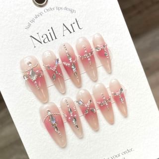 eovda - Kunstngel mit Strasssteinen | YesStyle