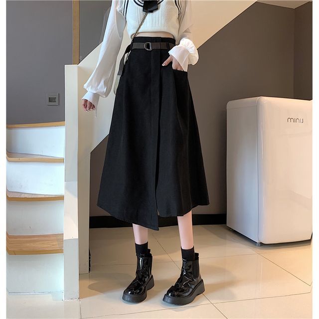 Asymmetric skirt yes outlet style