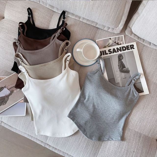 Wildery-Scoop Neck Plain Camisole Top