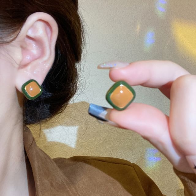 LIVSIA-Two Tone Square Stud Earring