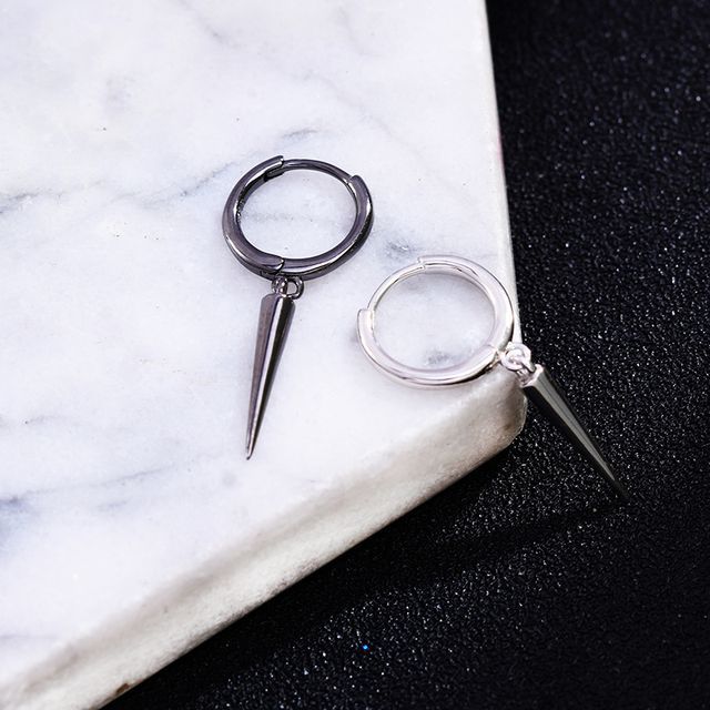 Soosina-Cone Pendant Earring