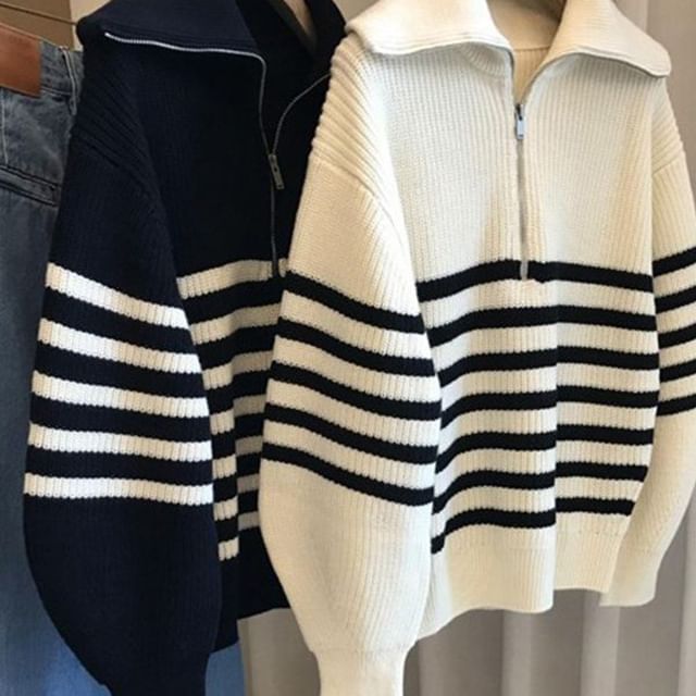 FR-Collar Striped Half-Zip Sweater