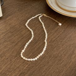 UPTOWNHOLIC - Freshwater-Pearl Necklace UPTOWNHOLIC - Freshwater-Pearl Necklace