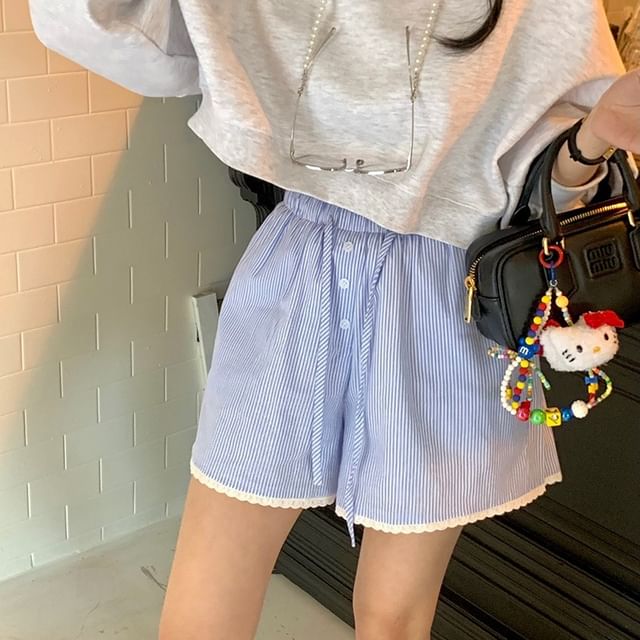 Tulstrix-Drawstring Waist Lace Trim Shorts