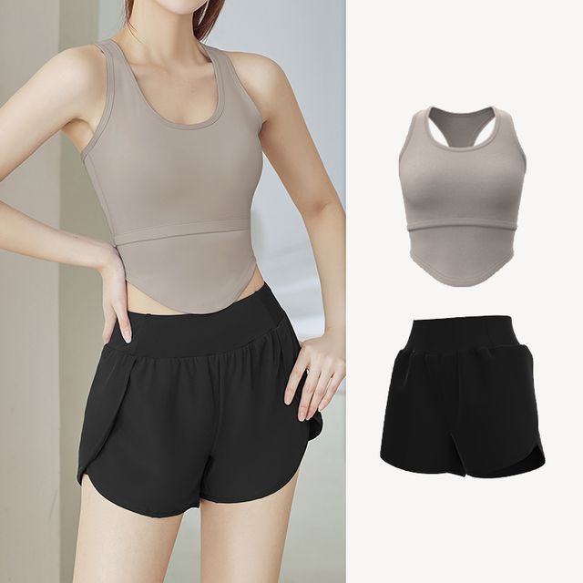 FAYE - Scoop Neck Plain Racerback Sports Bra Top / Sweat Shorts / Set