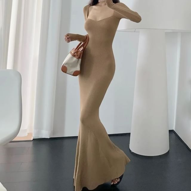 Asiris-Long Sleeve Square Neck Plain Bodycon Maxi Dress