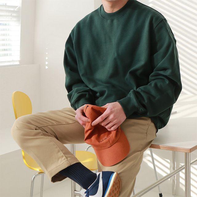 Okwano-Crew Neck Plain Loose-Fit Sweatshirt