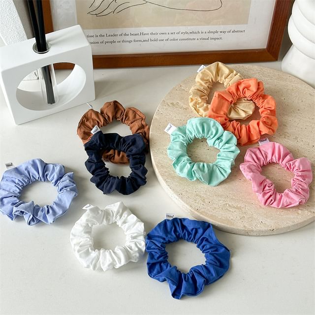 enthice-Plain Scrunchie