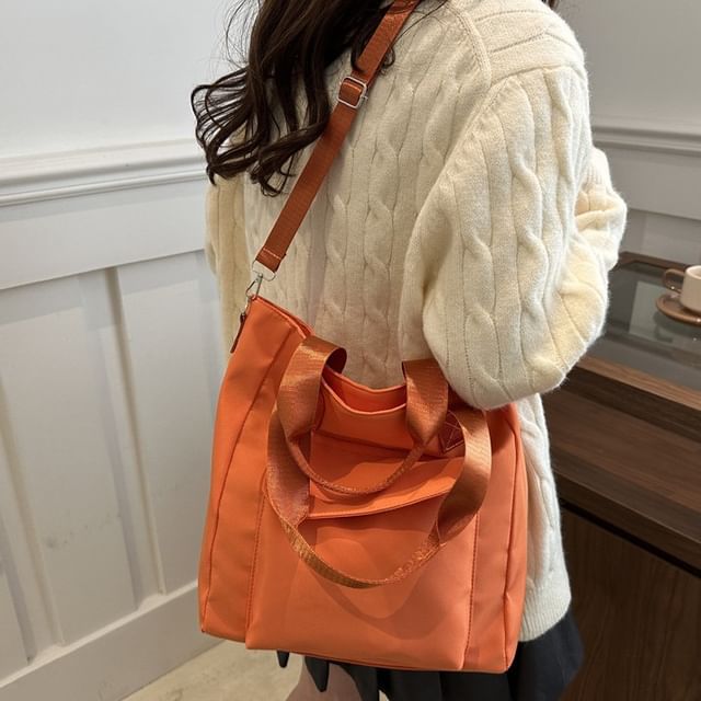 NewTown-Plain Nylon Tote Bag