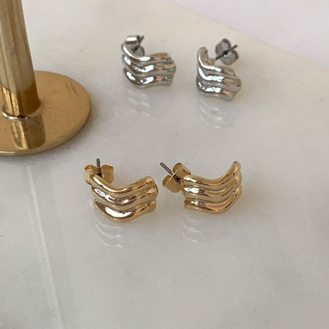 UPTOWNHOLIC Tiered Open Hoop Earrings YesStyle