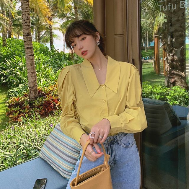Arabesquito-Shirred Puff-Sleeve Plain Shirt