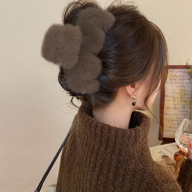 Show Mind-Plain Chenille Hair Claw Clip
