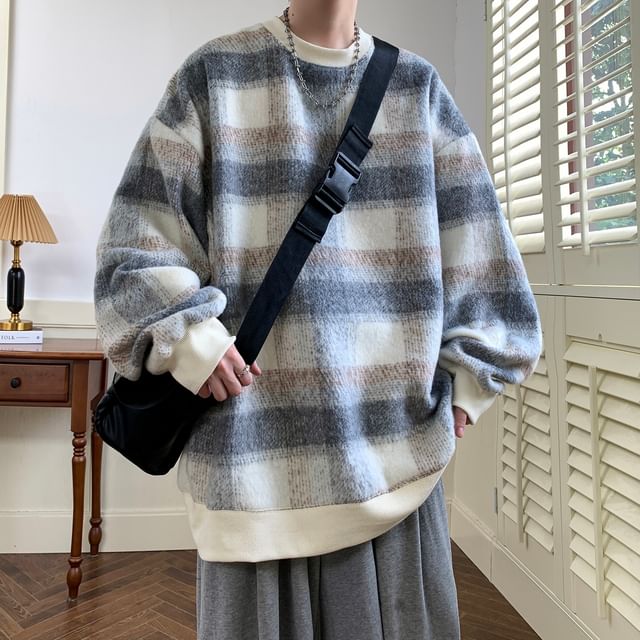 Priam-Round Neck Plaid Sweatshirt