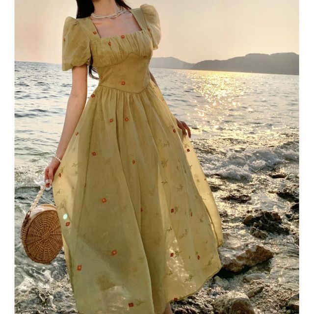 white christmas dresses Vintage Meadow Cottagecore Dress Ivory / S main image 0