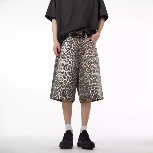 Jerolenea-Mid Rise Leopard Patterned Jorts