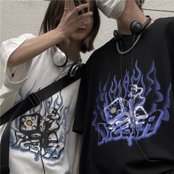 Shineon Studio - Short-Sleeve Graffiti Print T-Shirt
