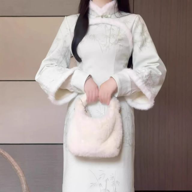 Fioridi-Long Sleeve Stand Collar Fluffy Trim Midi Qipao