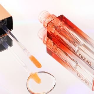 NOVO - Luminous Plumping Color Changing Lip Oil - 2 Colors