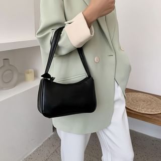 faux leather shoulder bag