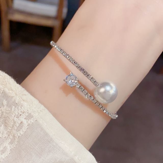 Chimerro-Freshwater Pearl Rhinestone Wrap Around Alloy Open Bangle