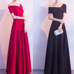 Shop Evening Gowns Online | Formal Evening Dresses | YesStyle