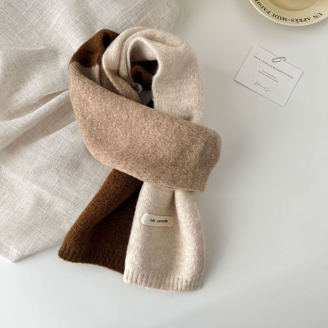 Nikifa-Color Block Knit Scarf