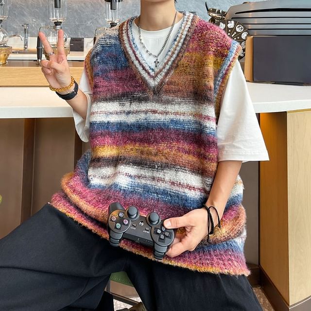 WidoWilder-V-Neck Striped Sweater Vest