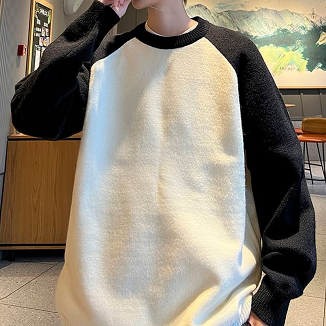 Trimecca-Round Neck Raglan Sweater