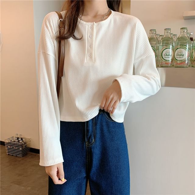 Sisyphi-Long-Sleeve Half Buttoned Plain Top