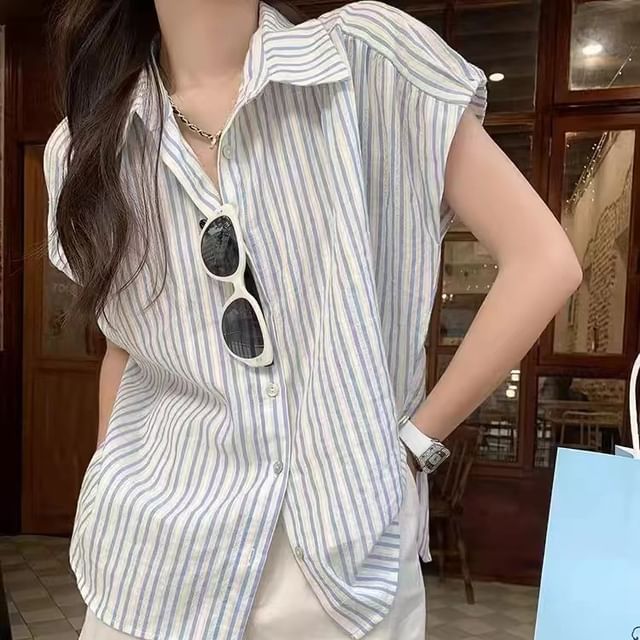 Bigfol-Short-Sleeve Collared Striped Button-Up Blouse