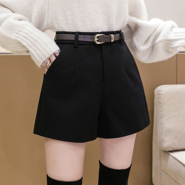 Jaqmine-High Waist Plain Shorts