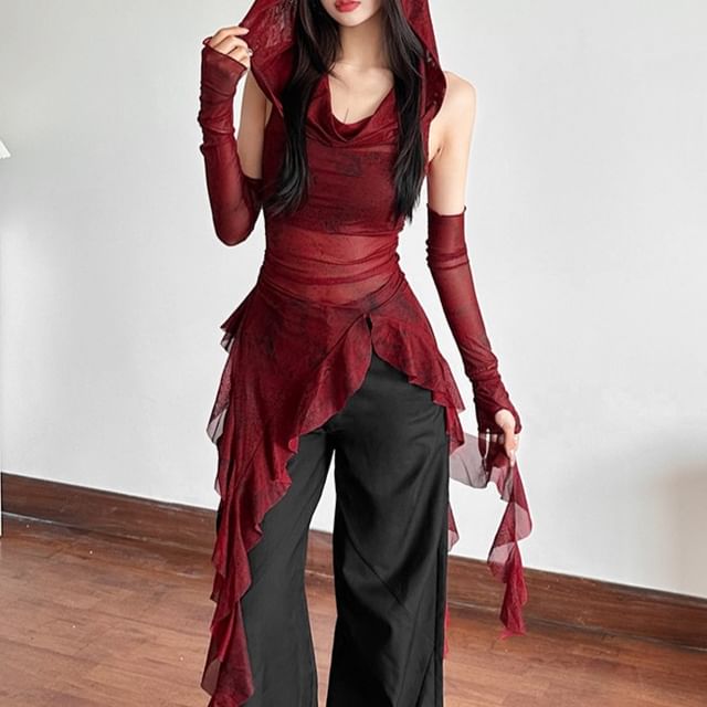 Sugarcoat - Set: Sleeveless Cowl Neck Patterned Print Ruffle