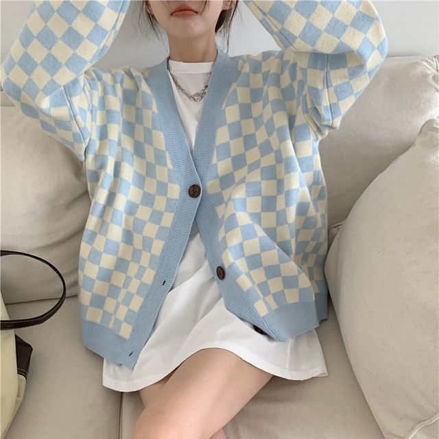 トップス sienne cardigan Sienne - V-Neck Checkerboard Cardigan | YesStyle