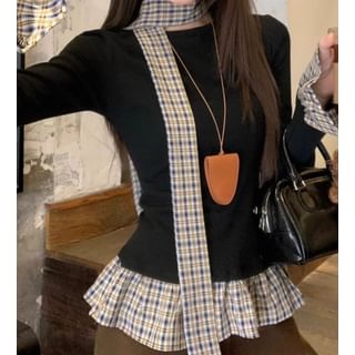 Trendycas-Flared-Sleeve Plain Plaid Panel T-Shirt
