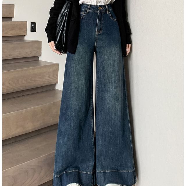 Isaaca-High Waist Washed Wide Leg Jeans