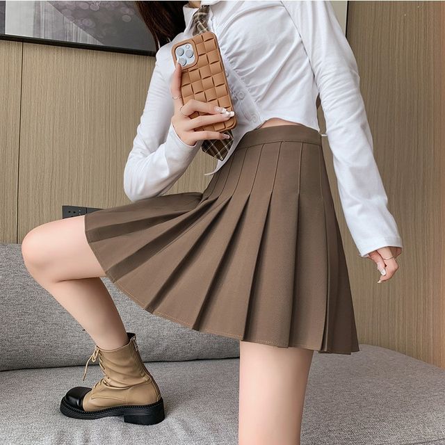 Lexama-Plain Pleated Skirt