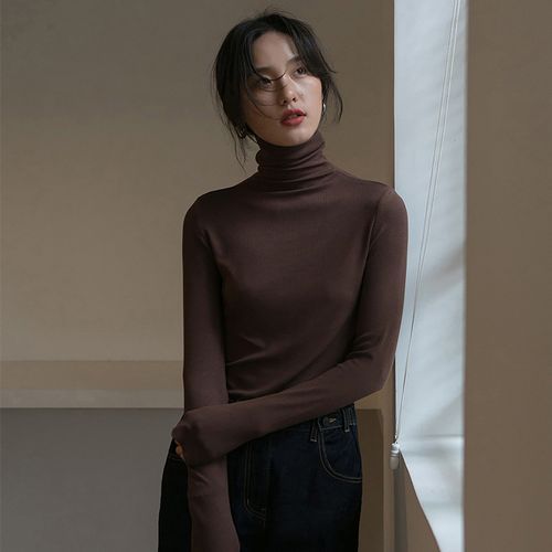 Essential Long Sleeve Turtleneck